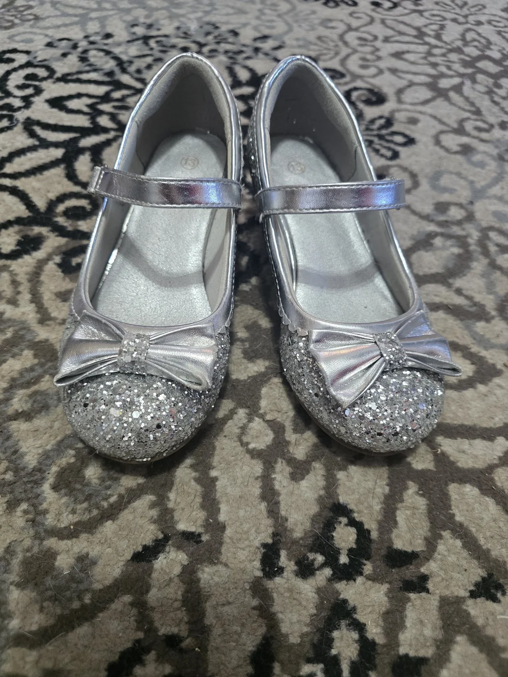 Girls Silver Glitter Mary Jane Dress Shoes